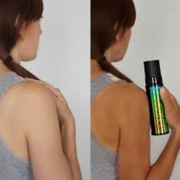 St.Tropez EXTRA DARK Tanning Mousse - Picture 7 of 12